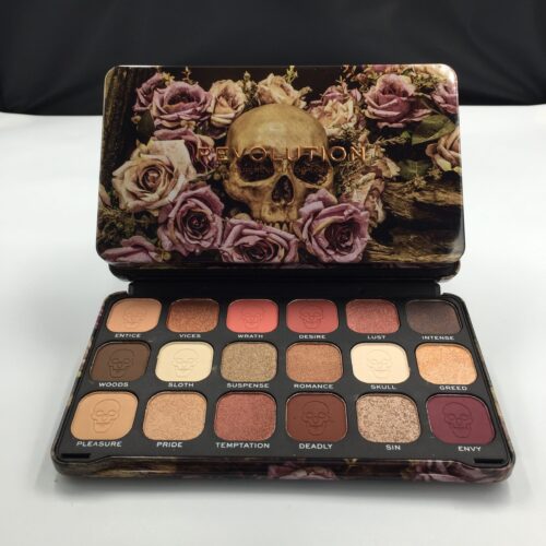 Makeup Revolution Forever Flawless Deadly Desire Eyeshadow Palette ( 18 Shades )