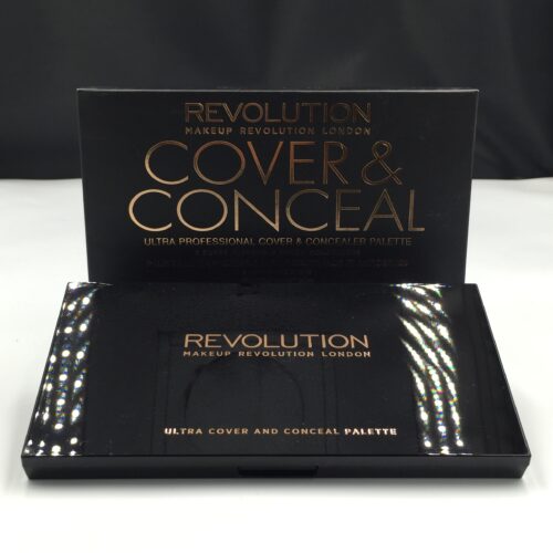 Makeup Revolution Ultra Professional Cover and Conceal Palette ( Light )