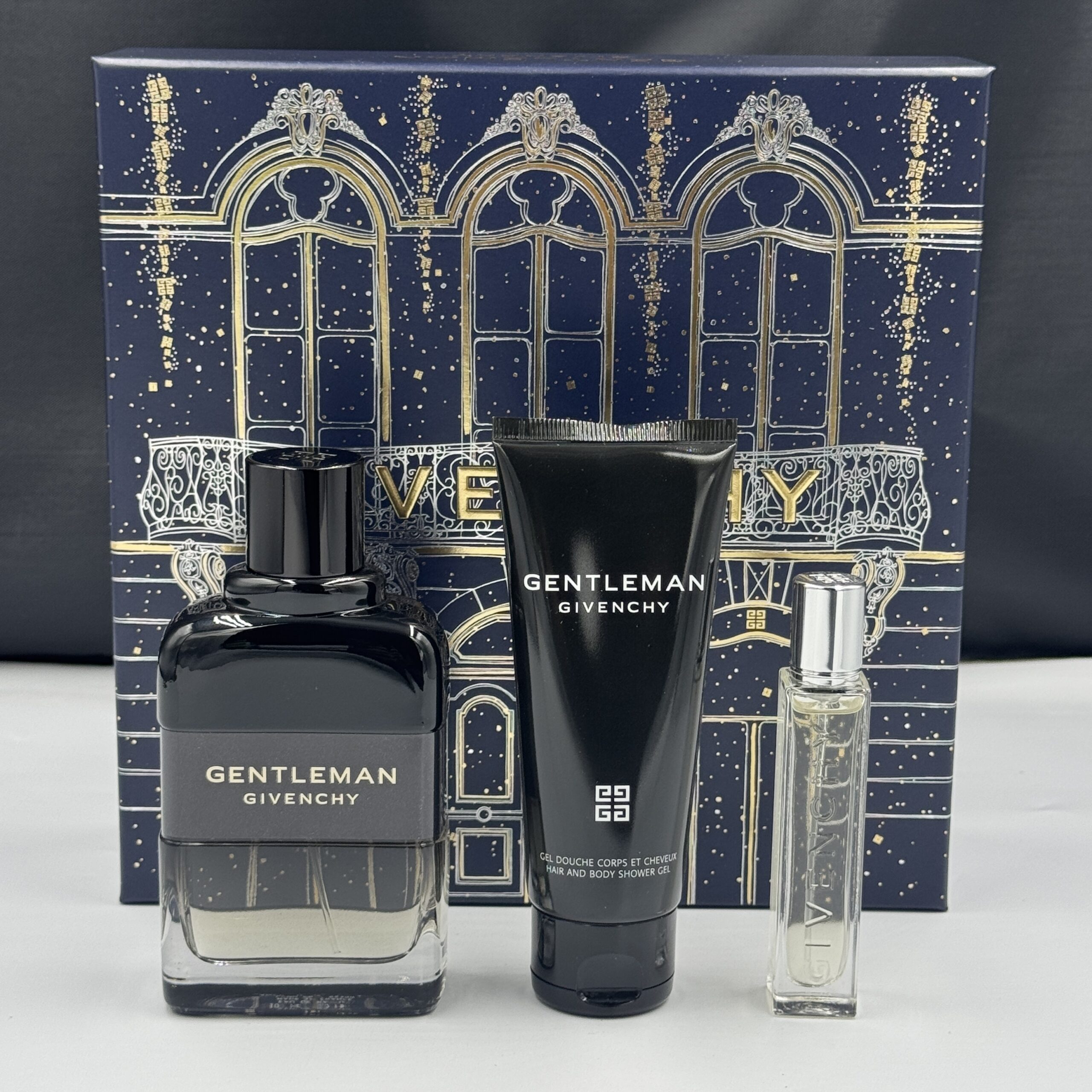 Givenchy Gentleman Eau De Parfum Boisee Gift Set