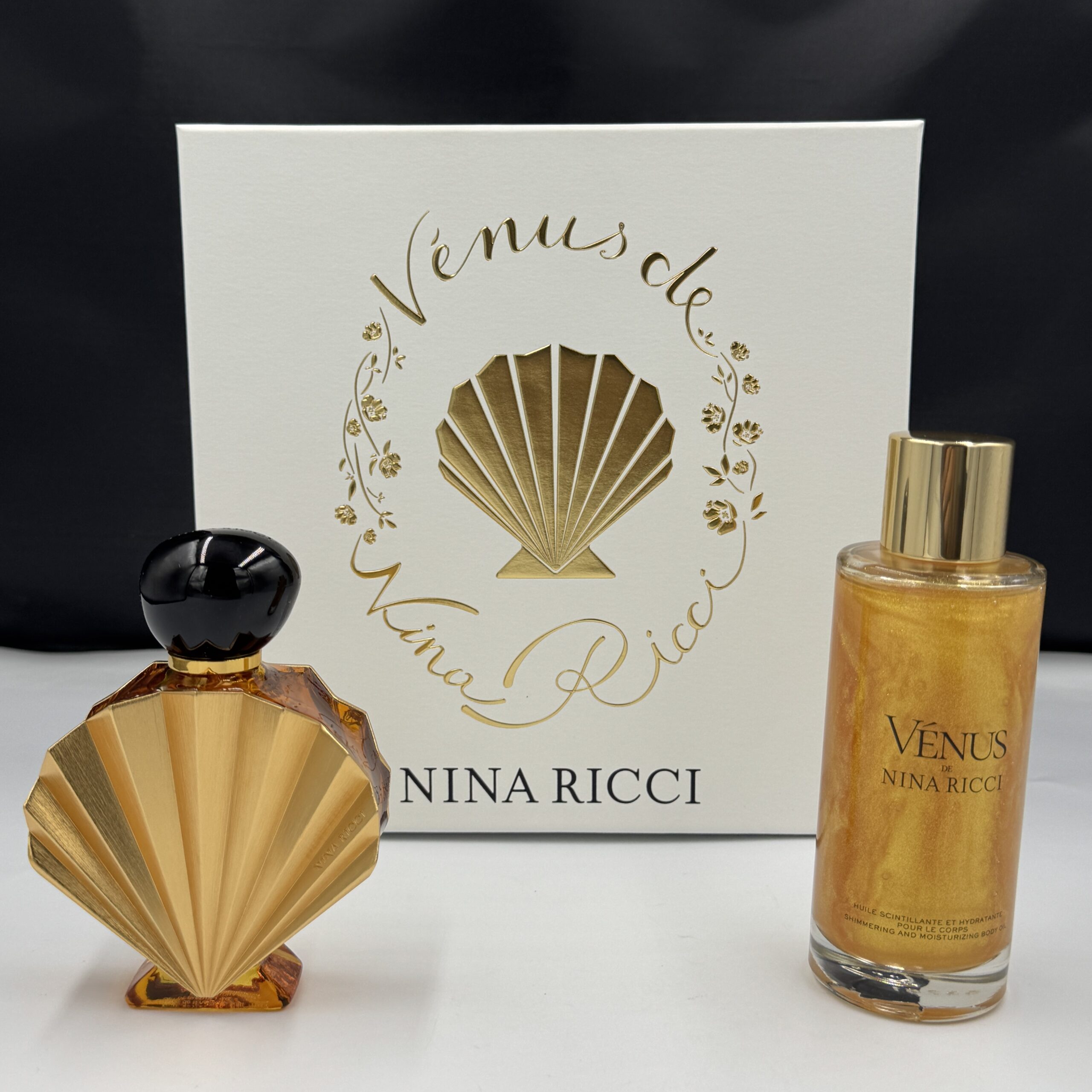 Nina Ricci Venus Eau De Parfum ( 2 Pc ) Gift Set